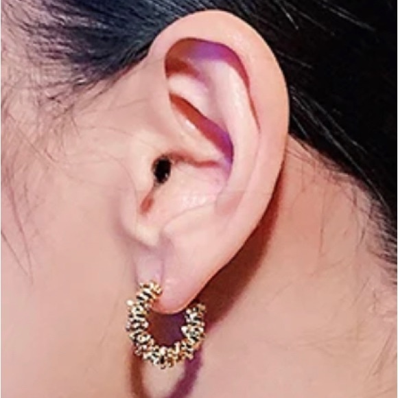 18K Gold Plated Patterned Earrings Huggie Hoop Earrings by Grathia Cero - Picture 7 of 8